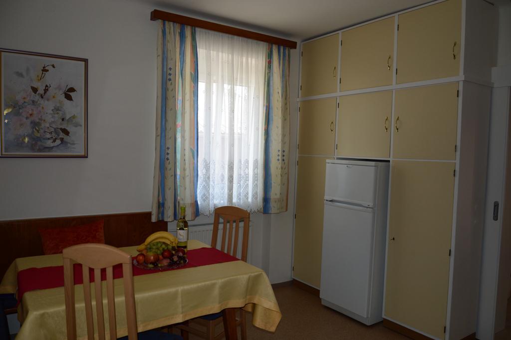 Haus Thon Διαμέρισμα Bodensdorf Εξωτερικό φωτογραφία